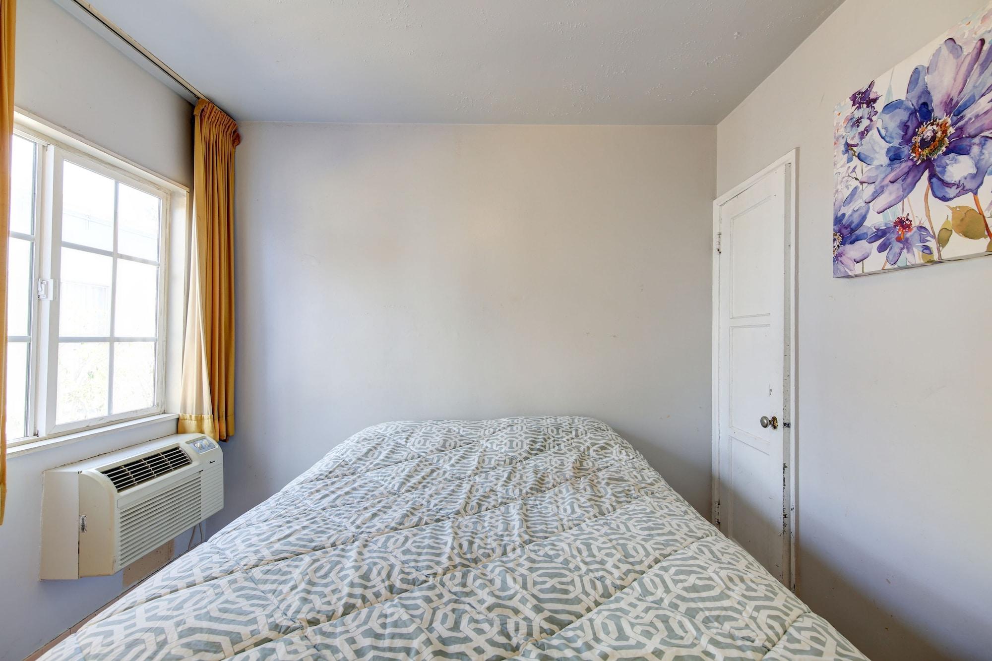 Pavilions Hotel 3*