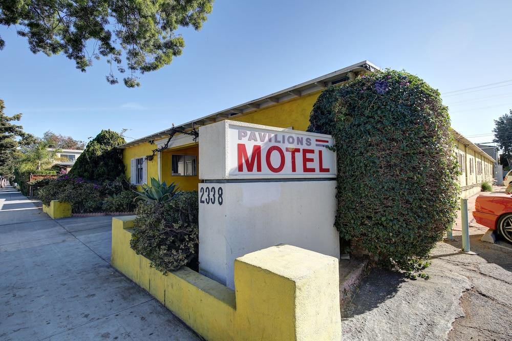Pavilions Hotel